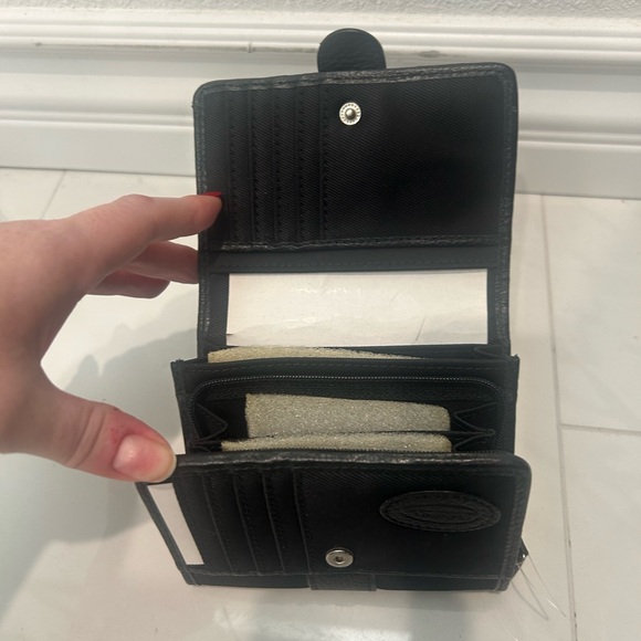 Bundle of 3 Wallets - Buxton, Talbots, used to new condition - Picture 2 of 14